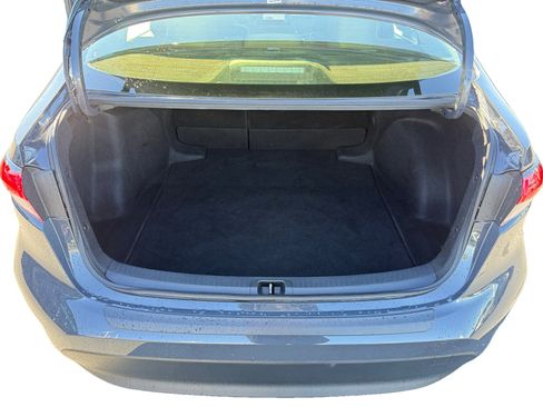 Used 2024 Toyota Corolla LE image 17