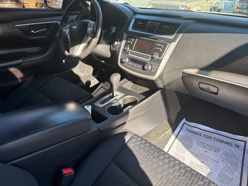 Used 2016 Nissan Altima 2.5 SV image 24