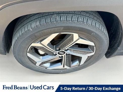 Certified 2023 Hyundai Tucson Limited AWD/4WD image 32