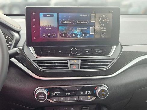 New 2025 Nissan Altima 2.5 SR w/ SR Premium Package image 16