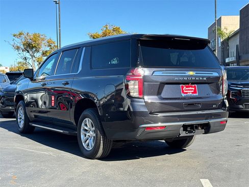 Used 2023 Chevrolet Suburban LT image 12