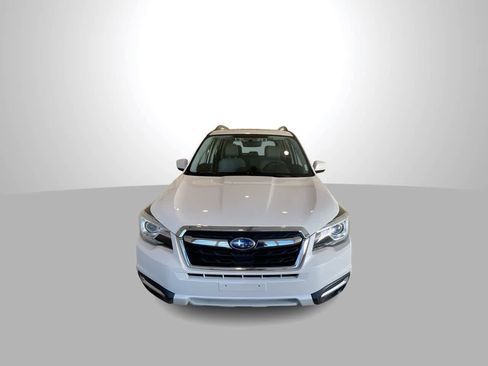 Used 2018 Subaru Forester 2.5i Limited image 3