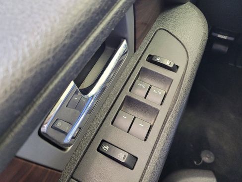 Used 2012 Ford F150 Lariat w/ Lariat Plus Pkg RWD image 27