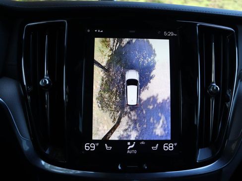 Used 2019 Volvo V60 T5 Cross Country AWD/4WD image 20