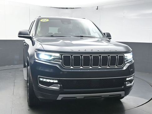 Used 2022 Jeep Wagoneer Series III w/ Flexible Seating Group image 3