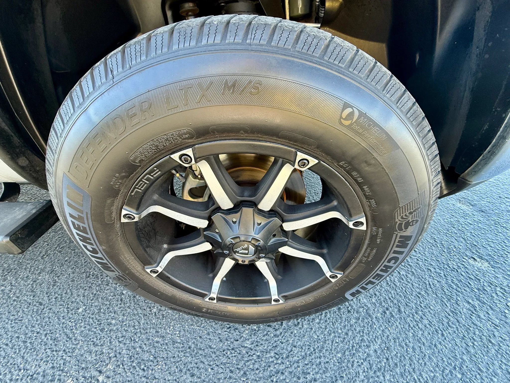 Used 2016 RAM 2500 Tradesman w/ Chrome Appearance Group AWD/4WD image 16