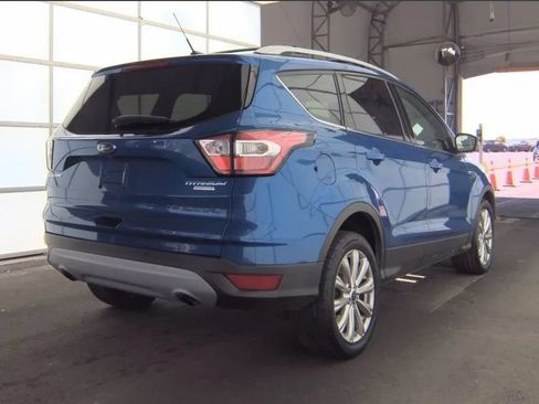 Used 2017 Ford Escape Titanium FWD image 2