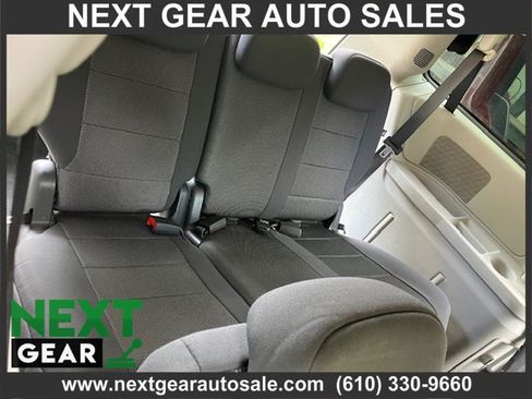 Used 2009 Dodge Grand Caravan SE w/ Climate Group FWD image 10