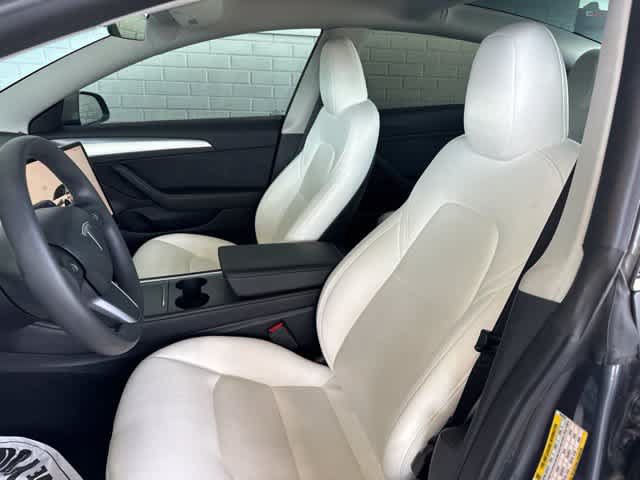 Used 2023 Tesla Model 3 Standard Range RWD image 3