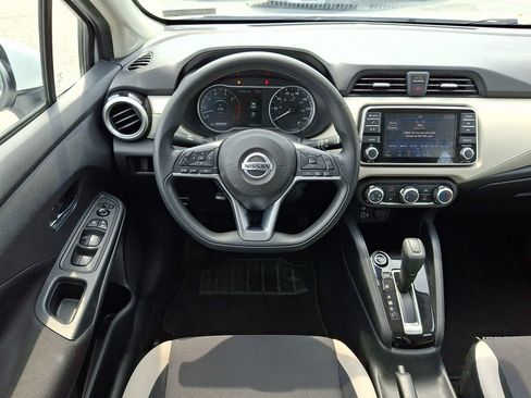 Used 2022 Nissan Versa SV w/ Trunk Package FWD image 13