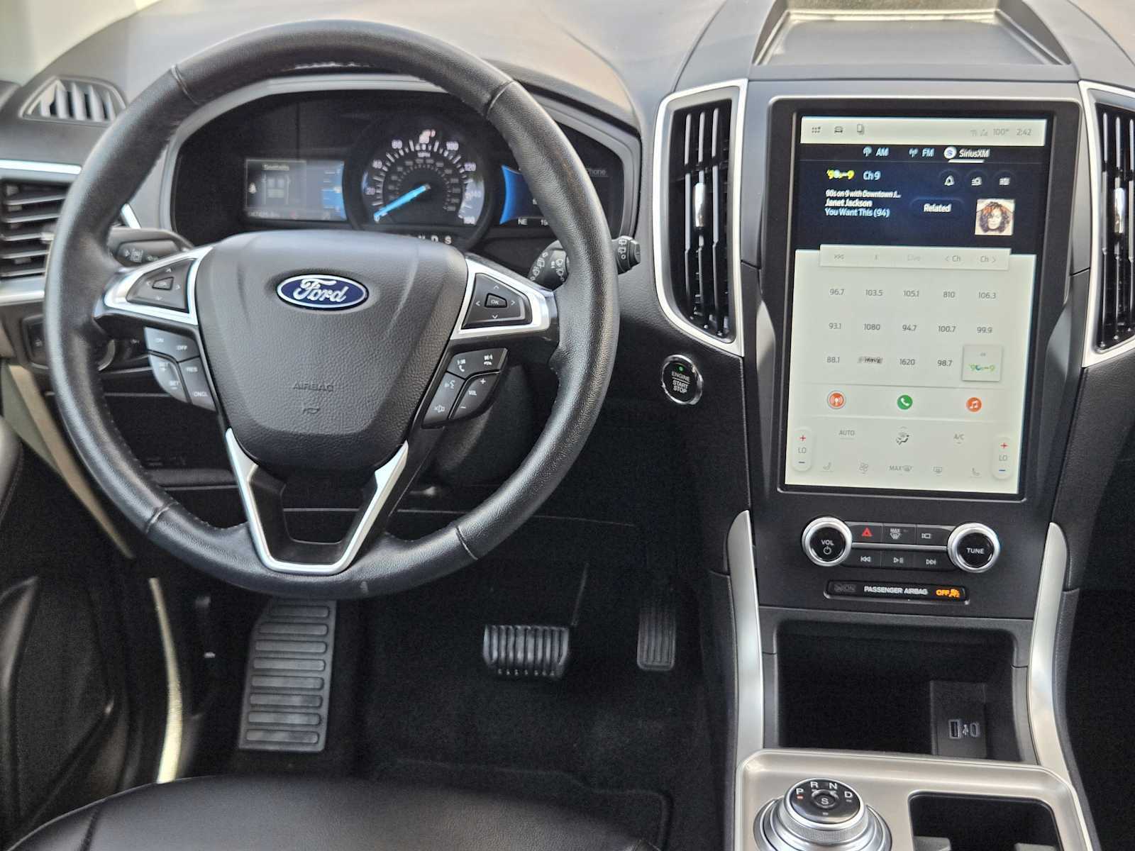 Used 2024 Ford Edge SEL AWD/4WD image 25