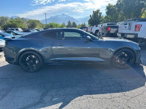 Used 2019 Chevrolet Camaro ZL1 image 6