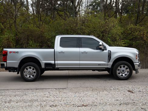 Certified 2024 Ford F350 Lariat w/ Lariat Ultimate Package image 12