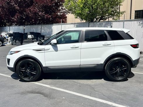 Used 2018 Land Rover Range Rover Evoque SE AWD/4WD image 4