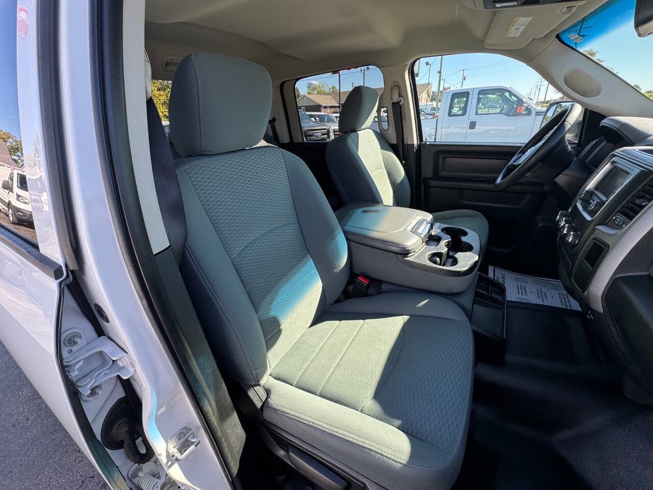 Used 2016 RAM 1500 Tradesman w/ Popular Equipment Group AWD/4WD image 14
