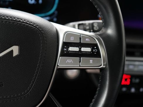 Used 2025 Kia Telluride S AWD/4WD image 19