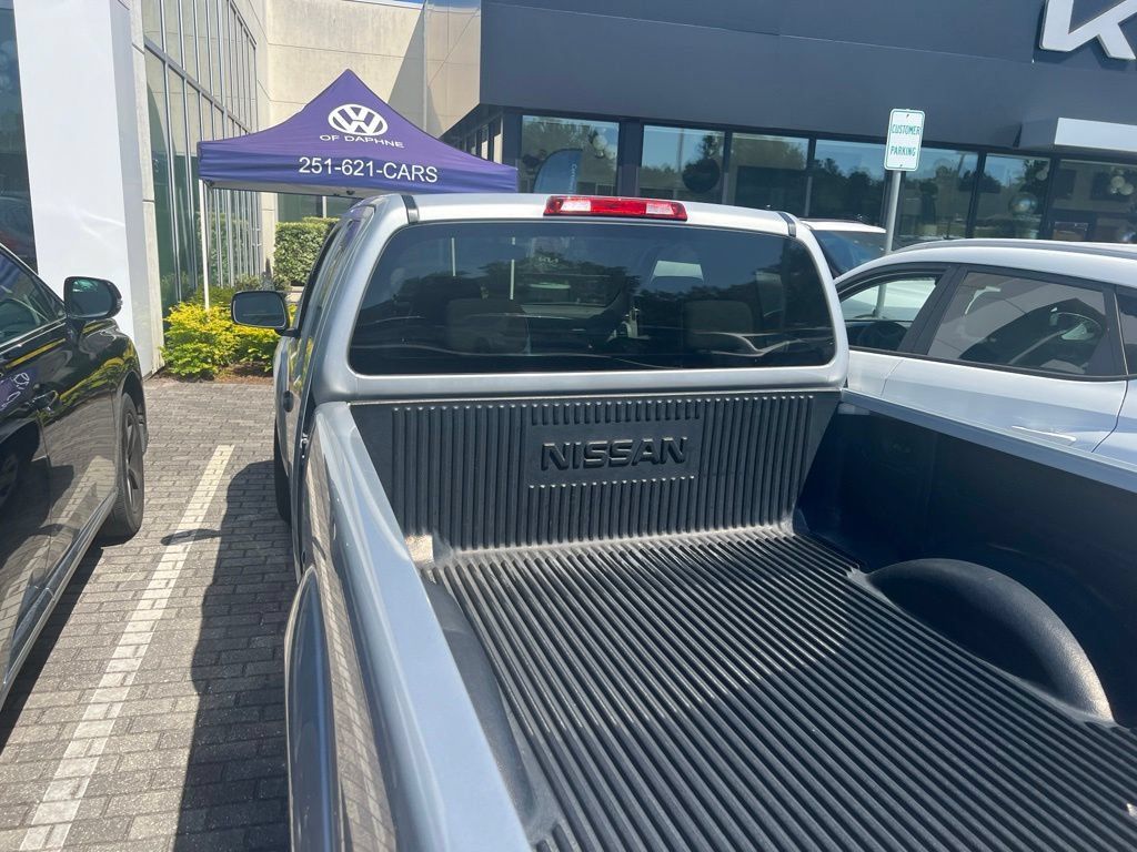 Used 2015 Nissan Frontier S RWD image 8