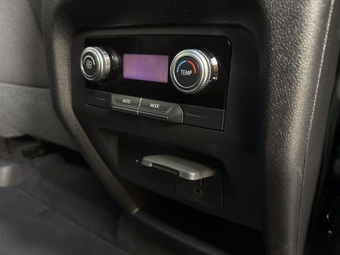 Used 2025 GMC Acadia Elevation FWD image 18