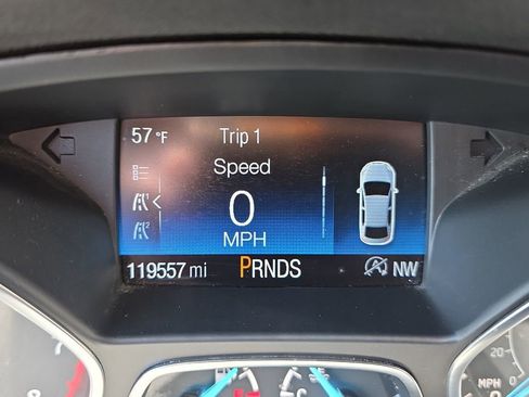 Used 2018 Ford Escape Titanium AWD/4WD image 22