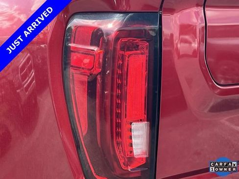 Used 2022 GMC Sierra 3500 Denali w/ Denali Ultimate Package AWD/4WD image 7