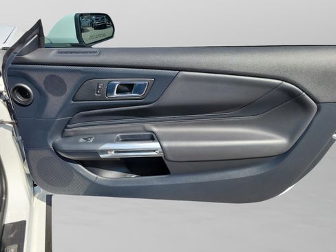 Used 2024 Ford Mustang GT Premium image 9