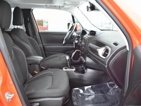 Used 2016 Jeep Renegade 75th Anniversary image 41