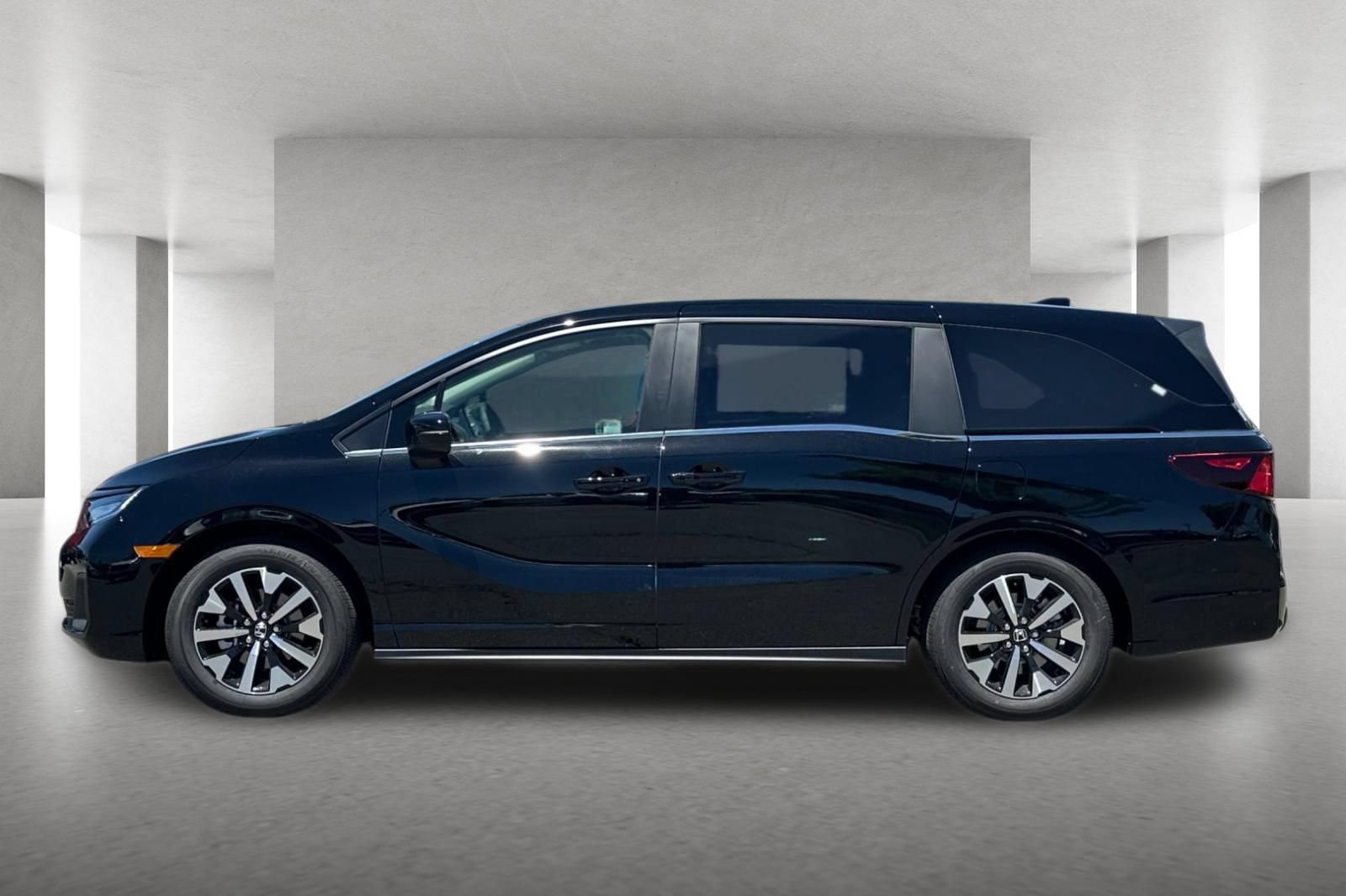 New 2026 Honda Odyssey EX-L image 7