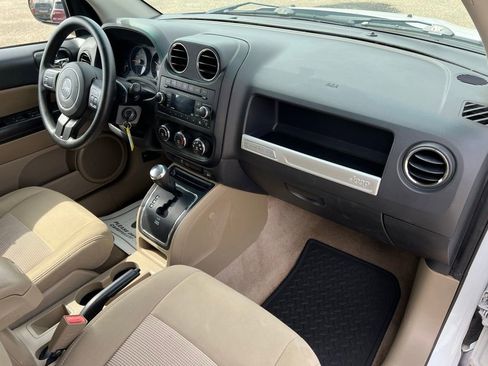 Used 2017 Jeep Compass Sport w/ Power Value Group image 7