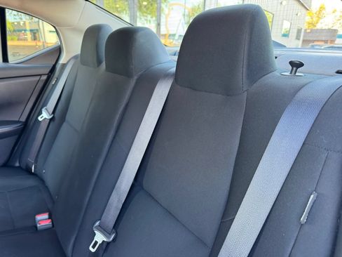 Used 2024 Nissan Sentra S FWD image 28