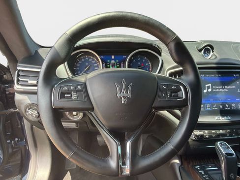 Used 2019 Maserati Ghibli S GranLusso RWD image 24