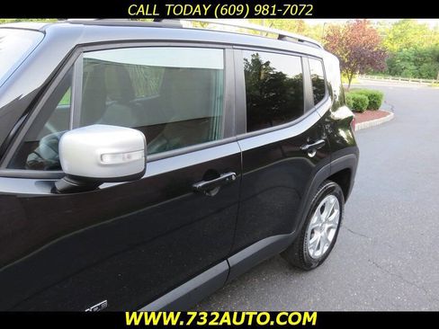Used 2015 Jeep Renegade Limited w/ Trailer Tow Group image 34