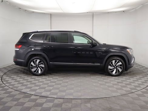 New 2026 Volkswagen Atlas SEL image 4