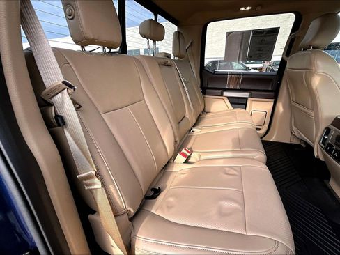 Used 2018 Ford F150 Lariat w/ Equipment Group 502A Luxury image 23