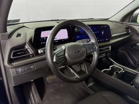 Used 2024 Chevrolet Traverse LS w/ Midnight/Sport Edition FWD image 16