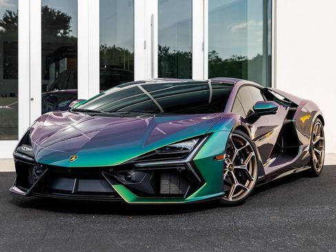 Used 2024 Lamborghini Revuelto AWD/4WD image 11