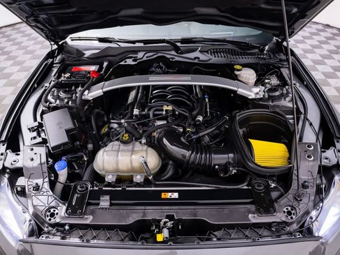 Used 2020 Ford Mustang Shelby GT350 w/ Technology Package RWD image 34
