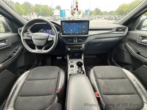 Used 2023 Ford Escape ST-Line w/ Tech Pack #1 FWD image 17