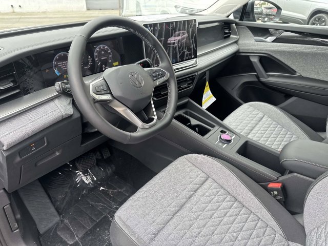 Used 2026 Volkswagen Tiguan S FWD image 12