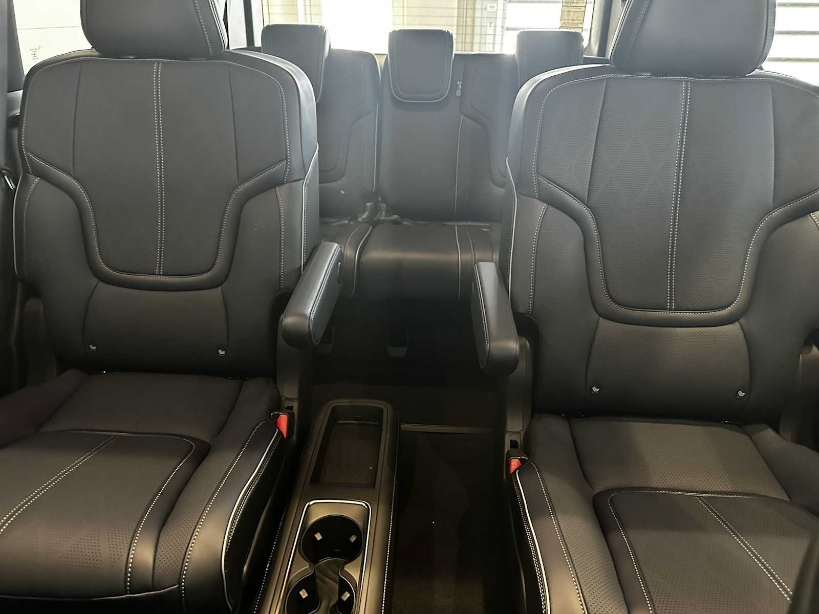 New 2027 INFINITI QX80 Sensory w/ Sport Exterior Package AWD/4WD image 15