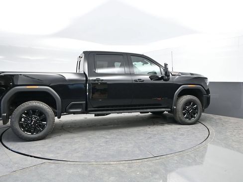 New 2026 GMC Sierra 2500 AT4 w/ AT4 Premium Plus Package AWD/4WD image 10