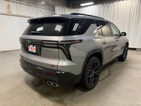 Used 2024 Chevrolet Traverse RS w/ LPO, Floor Liner Package AWD/4WD image 5