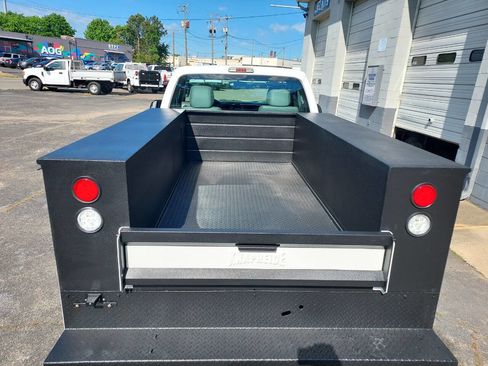 Used 2015 Ford F250 XL image 6