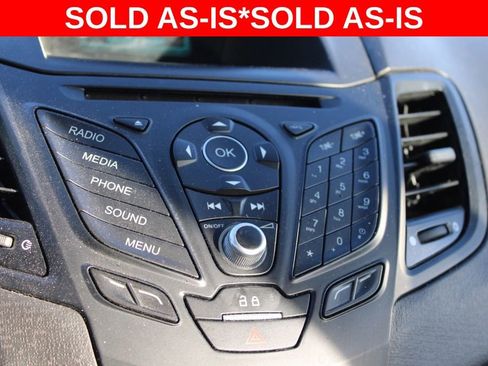 Used 2015 Ford Fiesta SE image 31