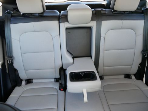 Used 2023 Ford Escape Platinum AWD/4WD image 13