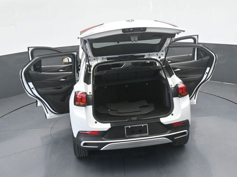 Used 2023 Buick Encore GX Preferred image 68