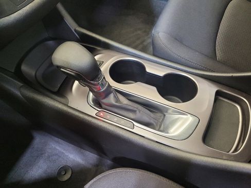 Used 2022 Chevrolet Malibu LS FWD image 26