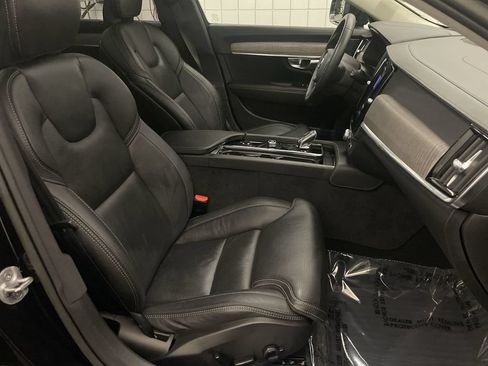 Used 2023 Volvo V90 B6 Cross Country Ultimate AWD/4WD image 22