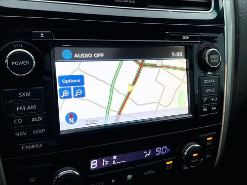 Used 2014 Nissan Altima 2.5 SL w/ Technology Package image 30