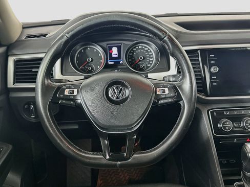 Used 2018 Volkswagen Atlas SEL AWD/4WD image 18