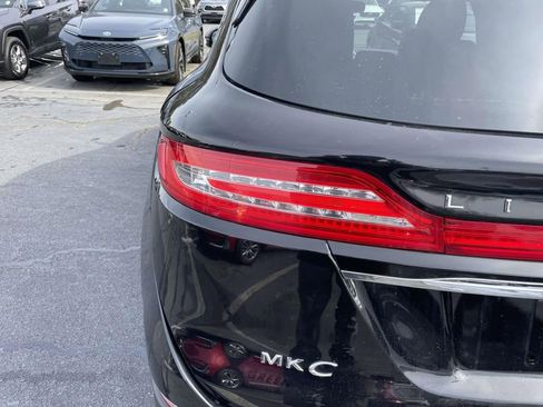 Used 2019 Lincoln MKC Select w/ Select Plus Package image 18